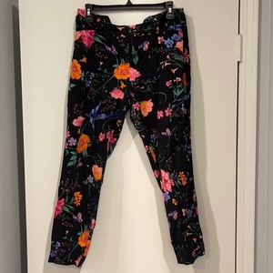 Old Navy pixie ankle floral print